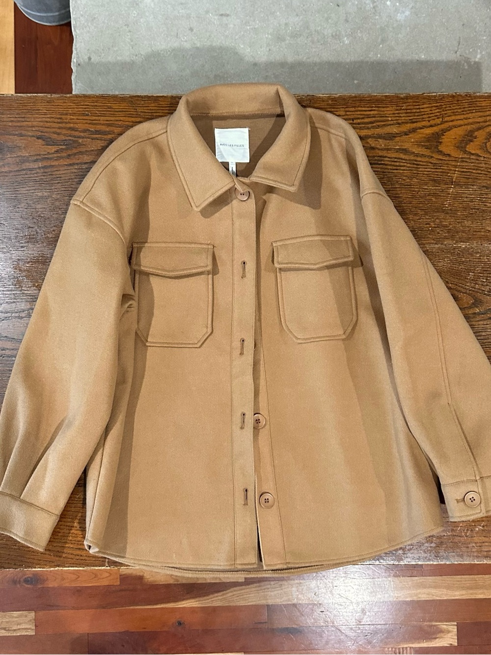 Avec Les Filles Women’s Button Down Shirt Jacket in Camel / Tan, Size L